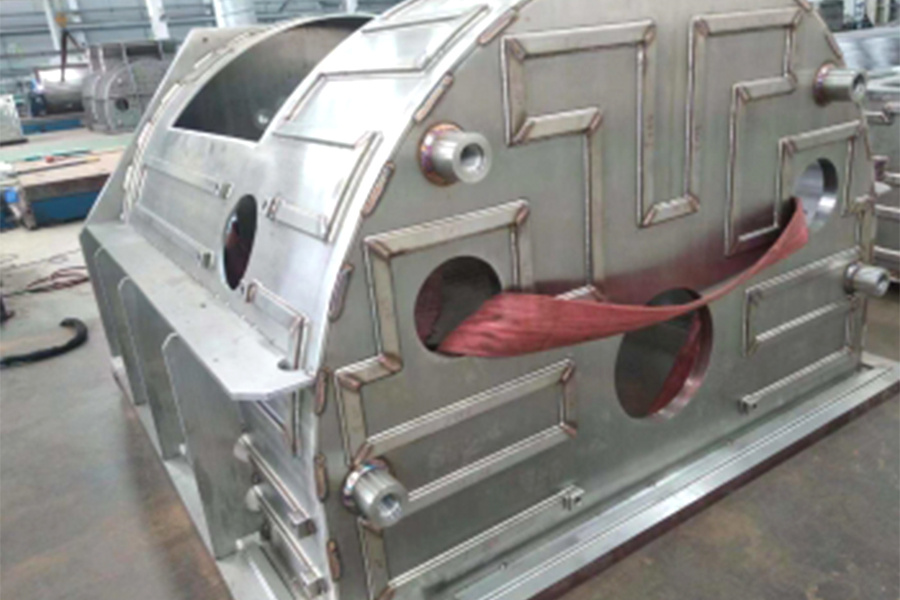 Stainless steel vacuum chamber